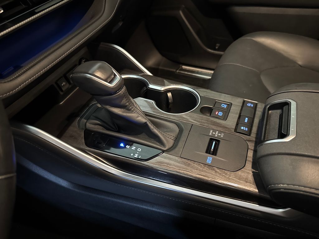 2020 Blueprint Toyota Highlander Platinum FWD SUV