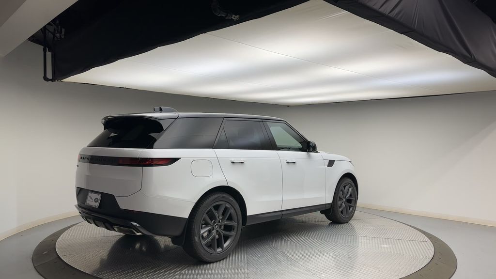 2024 Land Rover Range Rover Sport SE 8