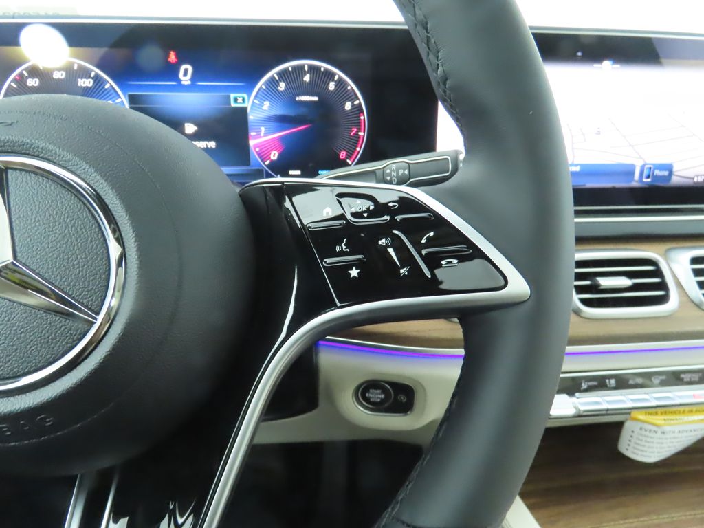 Thumbnail: 2026 Mercedes-Benz GLE - 13