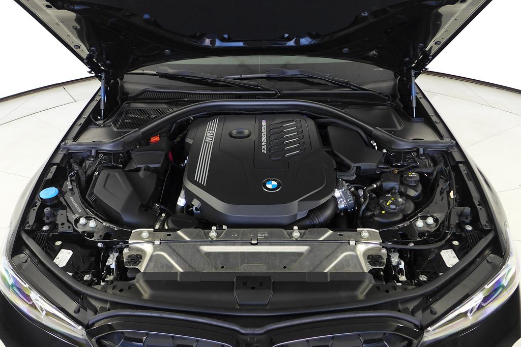 Thumbnail: 2024 BMW 3 Series - 6