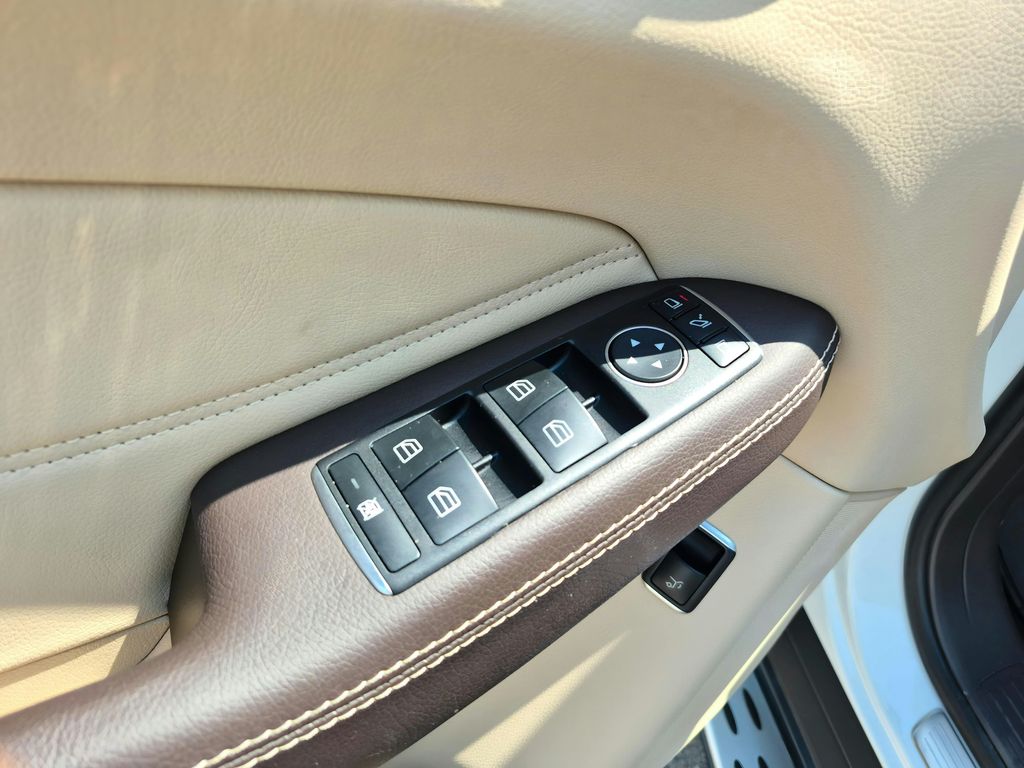 2019 Mercedes-Benz GLE GLE 400 White at Central Houston Nissan