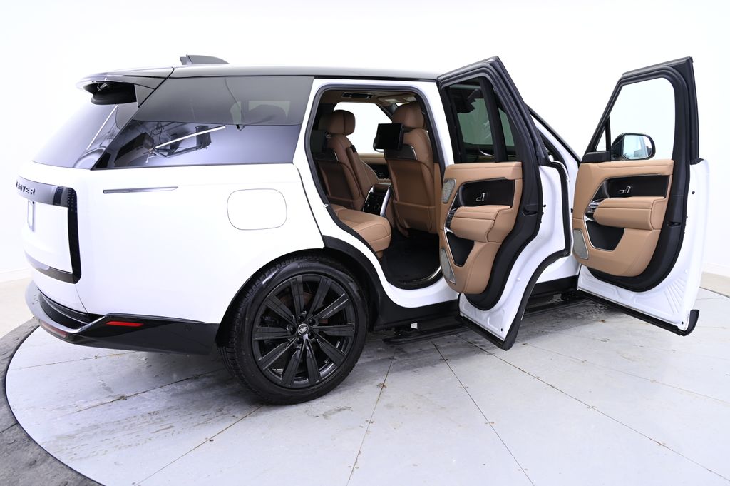 2025 Land Rover Range Rover Autobiography 19