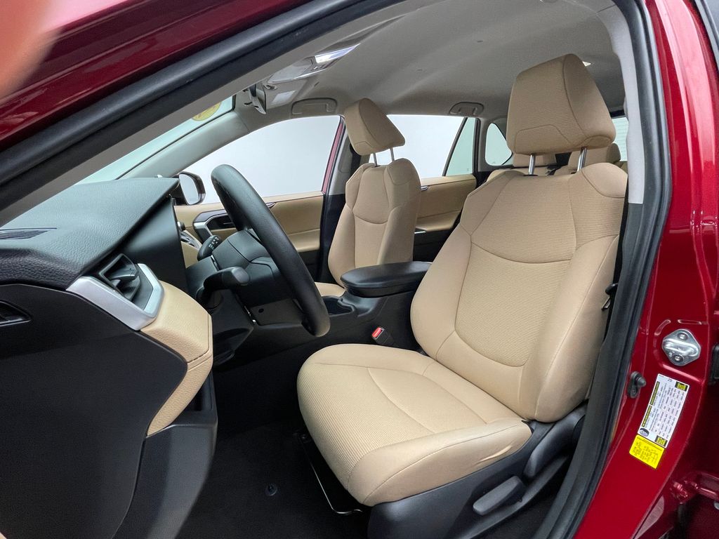 Thumbnail: 2023 Toyota RAV4 - 19