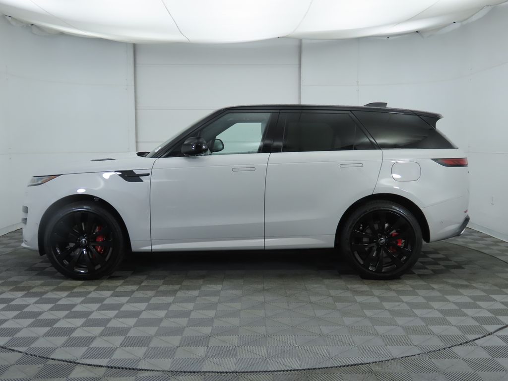 Thumbnail: 2025 Land Rover Range Rover Sport - 8