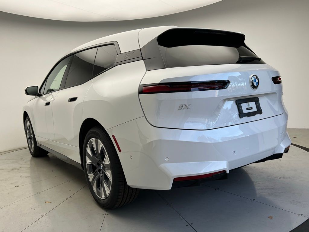 Thumbnail: 2026 BMW iX - 4