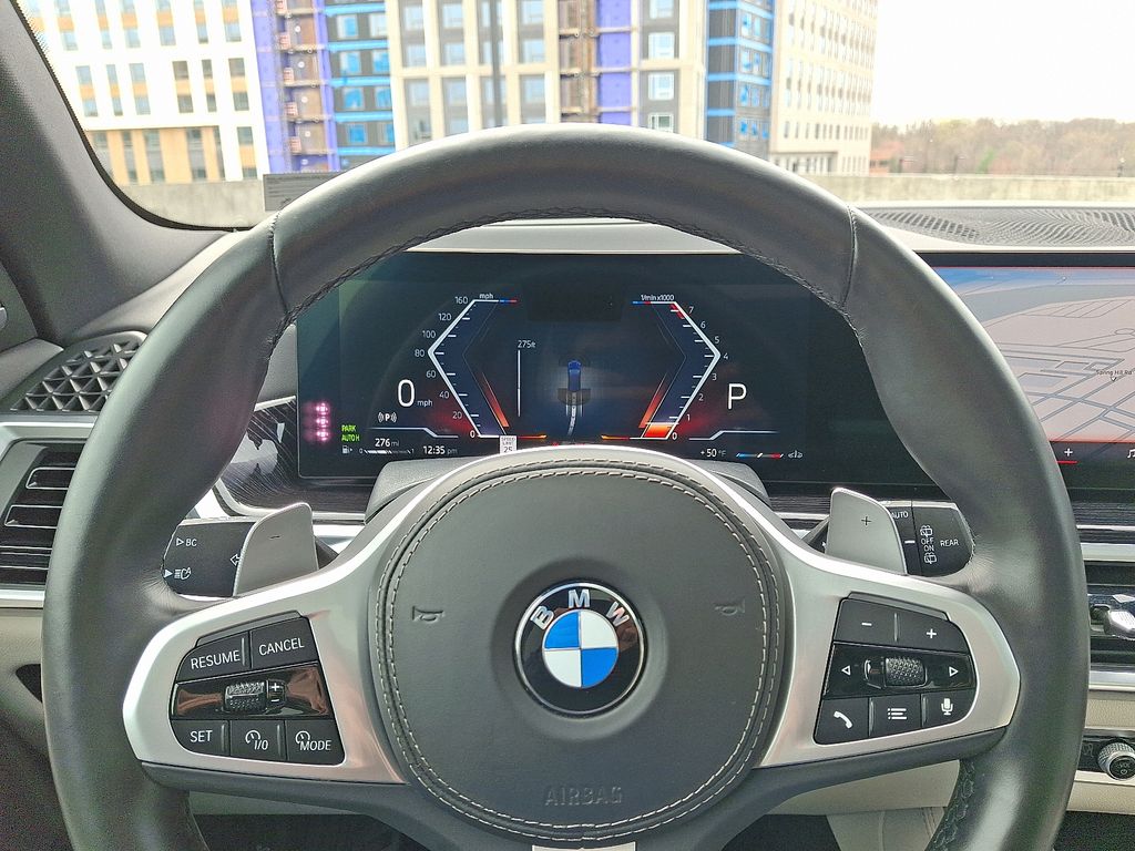 Thumbnail: 2025 BMW X5 - 21