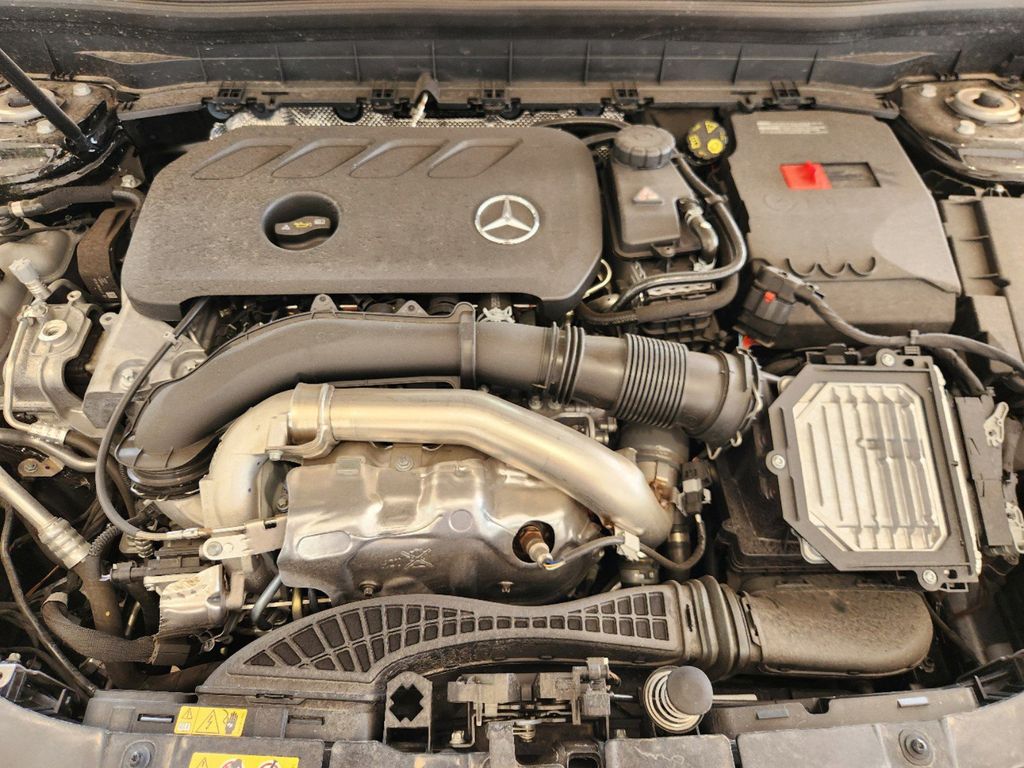 2024 Mercedes-Benz GLB GLB 250 24