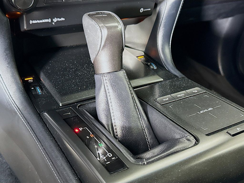 Thumbnail: 2023 Lexus GX - 17