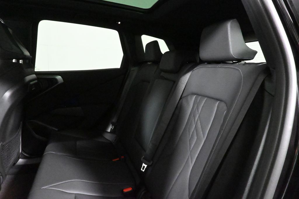 Thumbnail: 2025 BMW X3 - 4