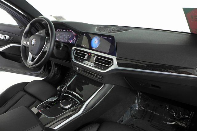 2021 BMW 3 Series 330e iPerformance 13