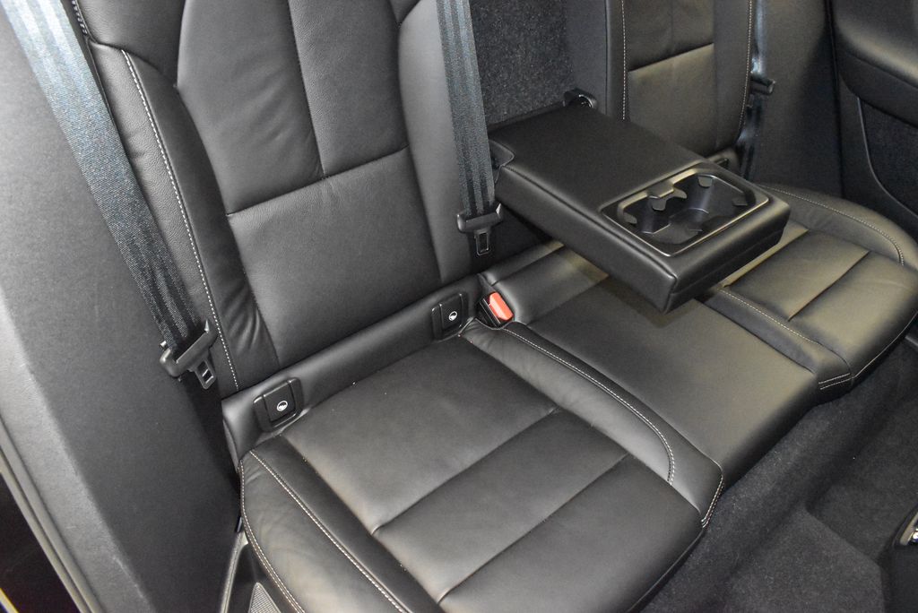 2023 Volvo XC40 B5 Core 30