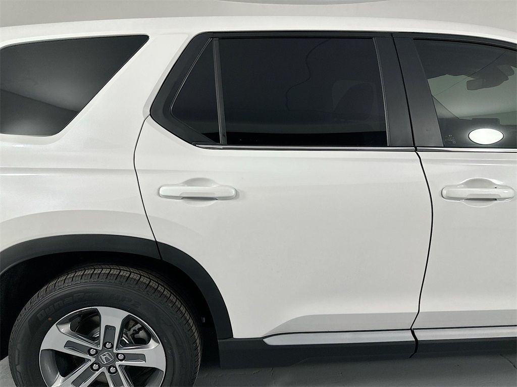 2025 Honda Pilot EX-L photo