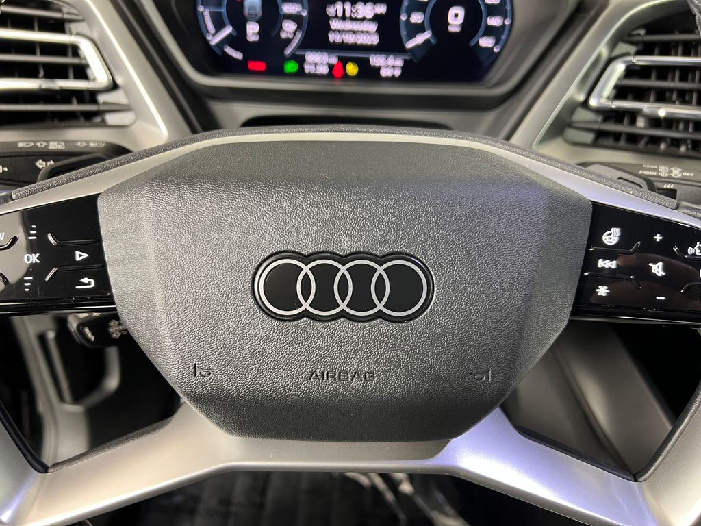 Thumbnail: 2023 Audi Q4 e-tron - 18