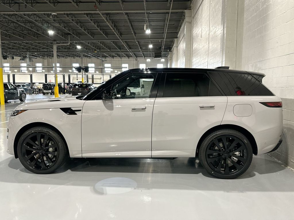 Thumbnail: 2026 Land Rover Range Rover Sport - 2