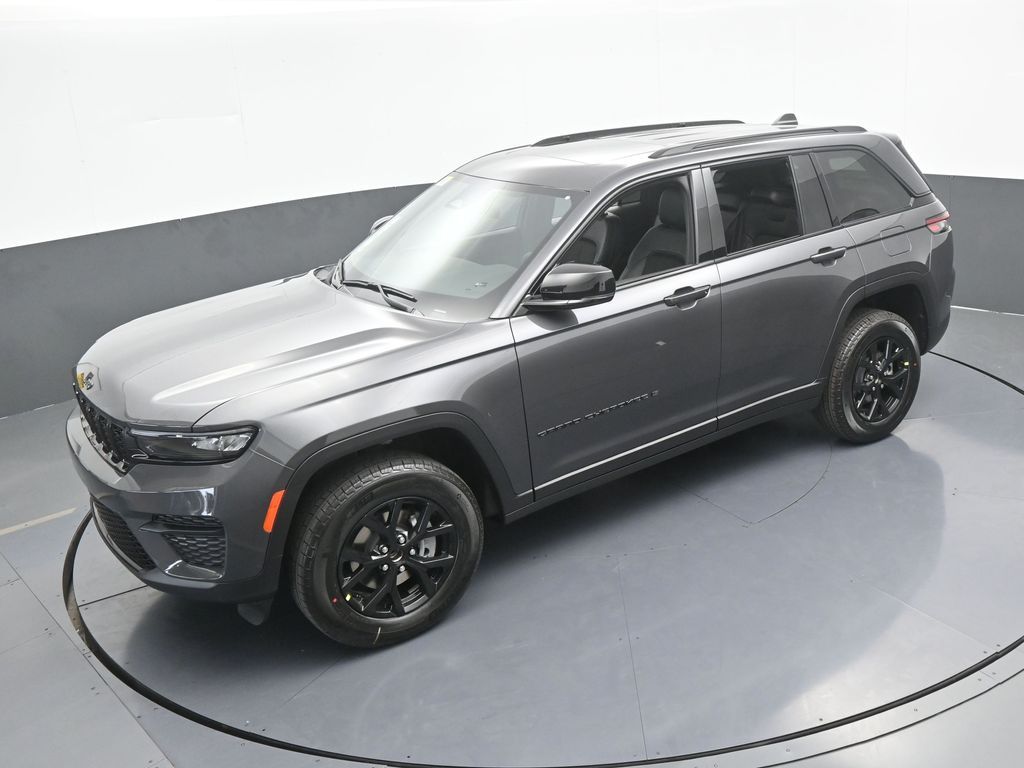 New 2025 Baltic Gray Metallic Clearcoat Jeep Altitude X image 41