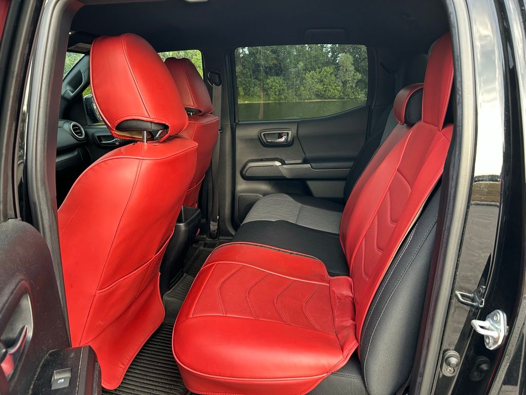 2023 Toyota Tacoma TRD Sport 11