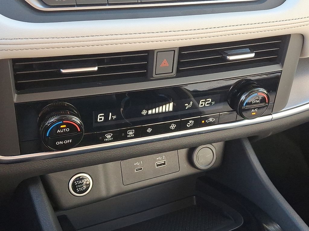 Thumbnail: 2023 Nissan Rogue - 16