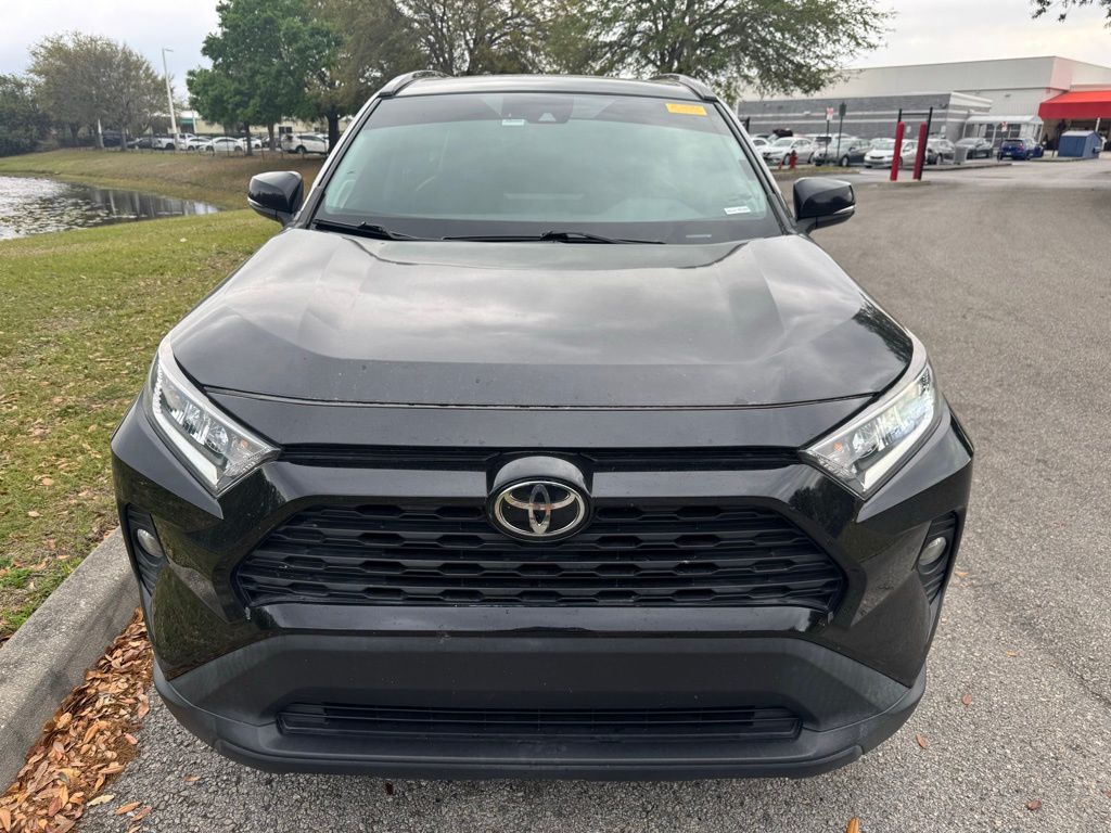 2021 Toyota RAV4 XLE Premium 8