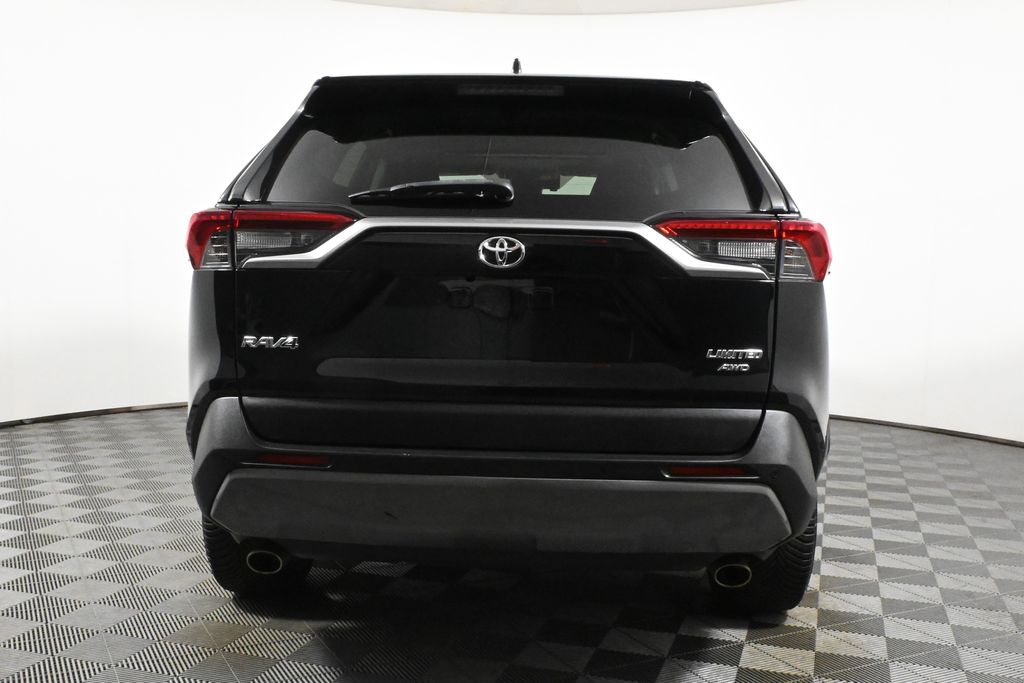 Thumbnail: 2019 Toyota RAV4 - 7