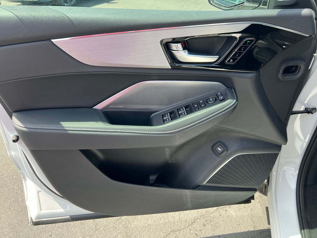 2025 Acura MDX Technology 11