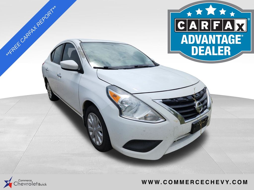 White (Fresh Powder) 2017 Nissan Versa Sedan Front-Wheel Drive Continuously Variable Transmission