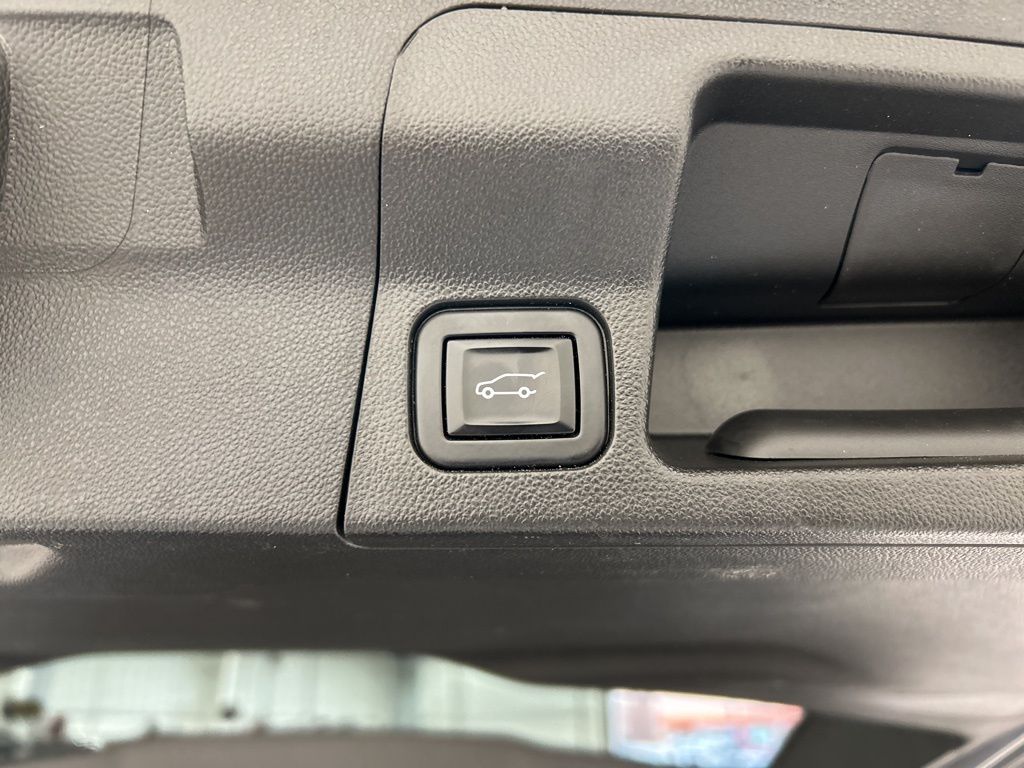 used 2022 GMC Acadia car, priced at $29,972