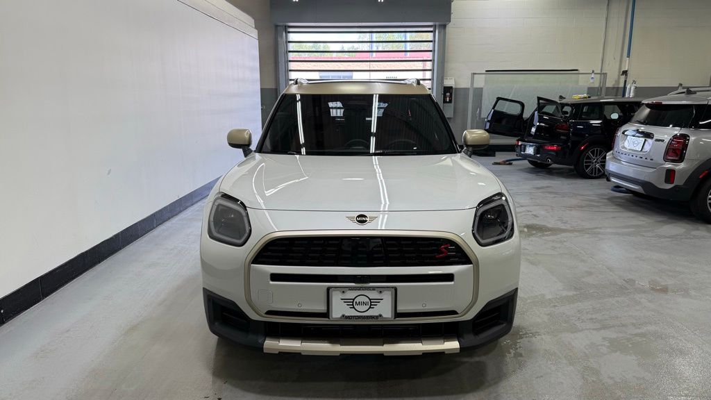 Thumbnail: 2027 MINI Cooper Countryman - 8