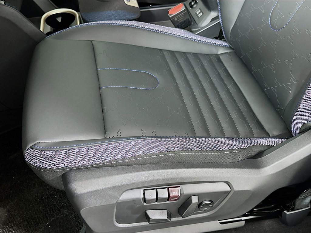 Thumbnail: 2025 MINI Cooper Countryman - 21