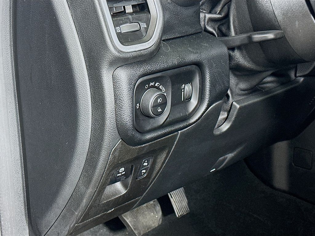 Thumbnail: 2021 RAM 1500 - 10