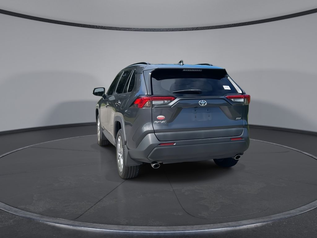 Thumbnail: 2022 Toyota RAV4 - 7