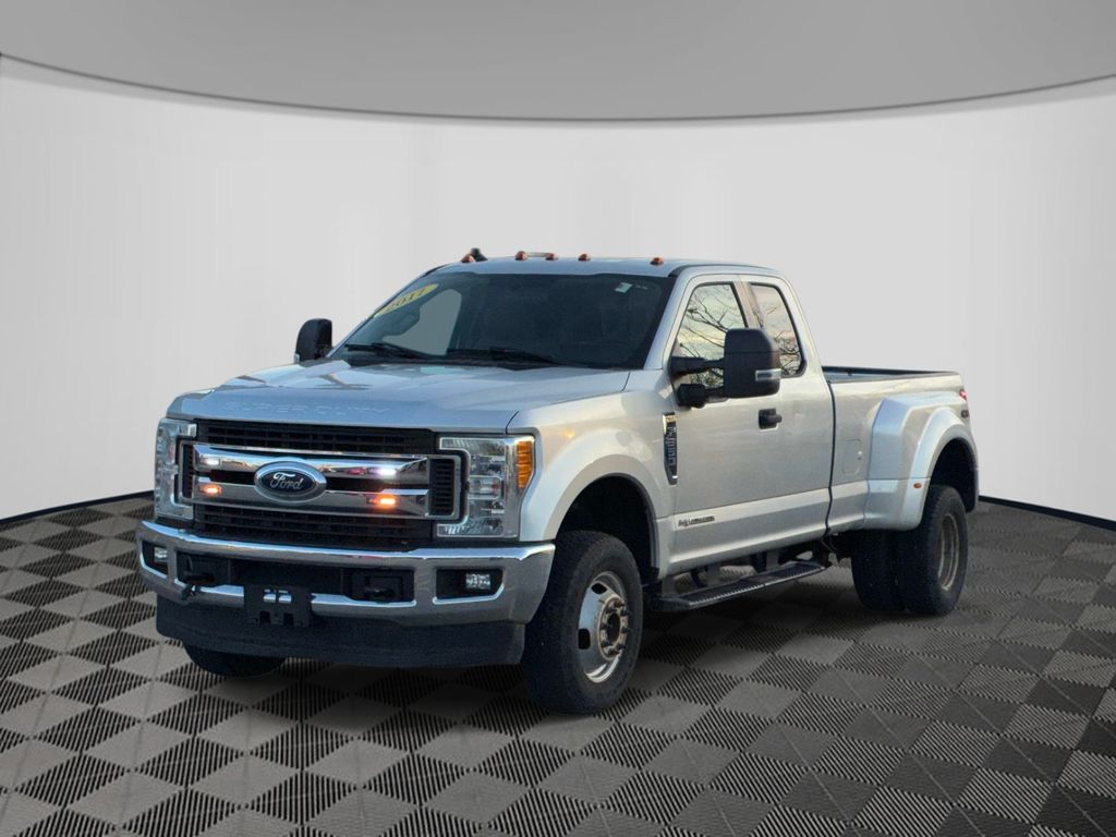 Ingot Silver 2017 Ford F-350 Super Duty XLT SuperCab LB DRW 4WD Pickup Truck Four-Wheel Drive 6-Speed Automatic