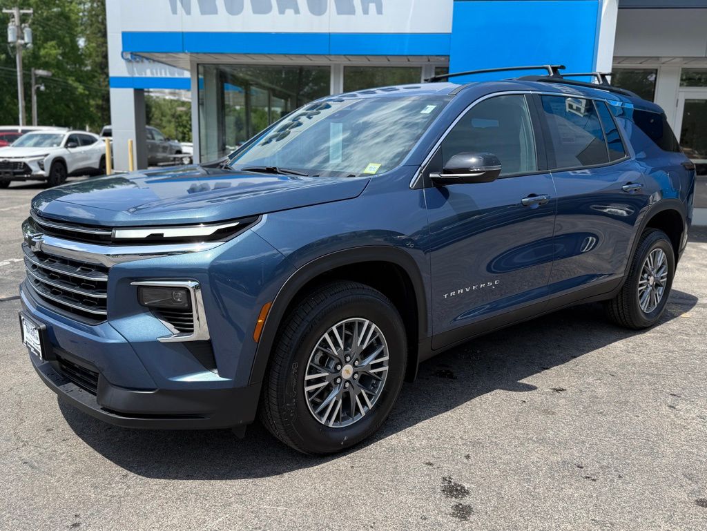 Lakeshore Blue 2026 Chevrolet Traverse LT AWD SUV / Crossover Four-Wheel Drive 8-Speed Automatic