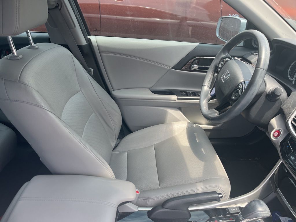 2016 Honda Accord EX-L 4