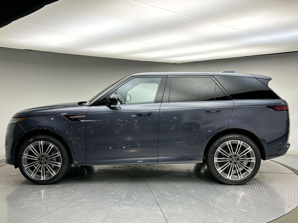 2025 Land Rover Range Rover Sport Dynamic 2