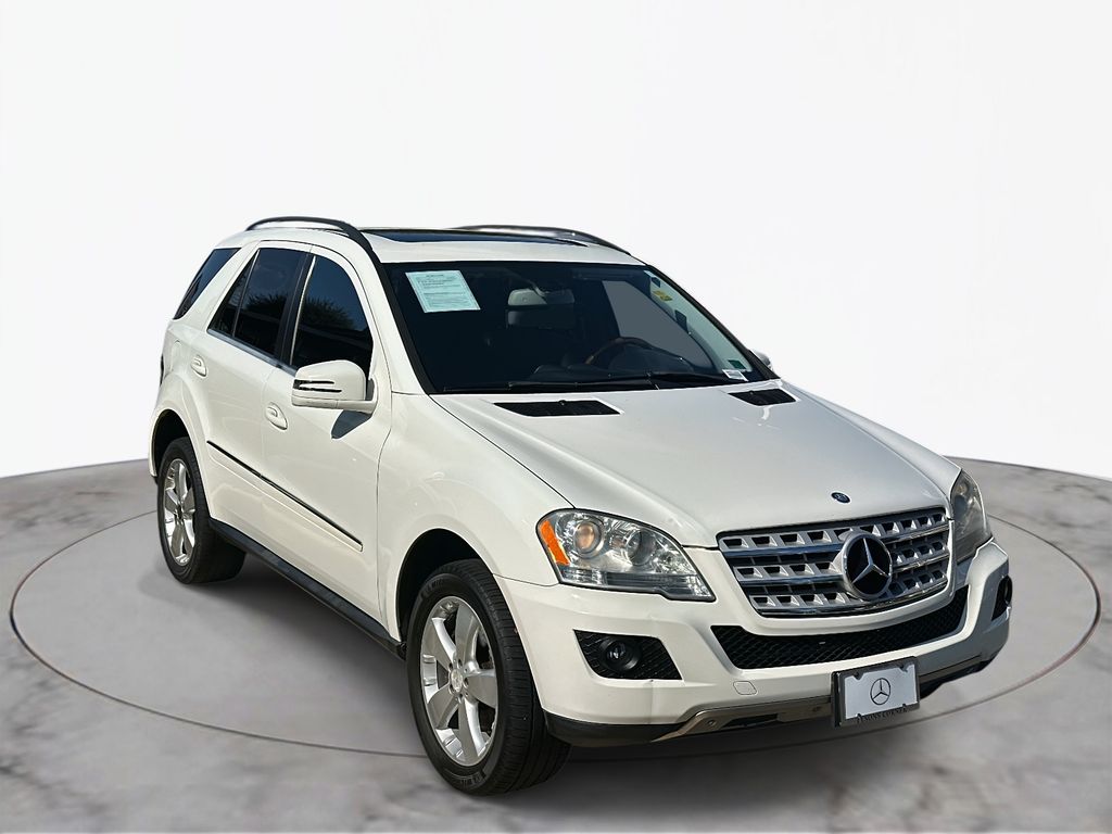 Thumbnail: 2011 Mercedes-Benz M-Class - 5