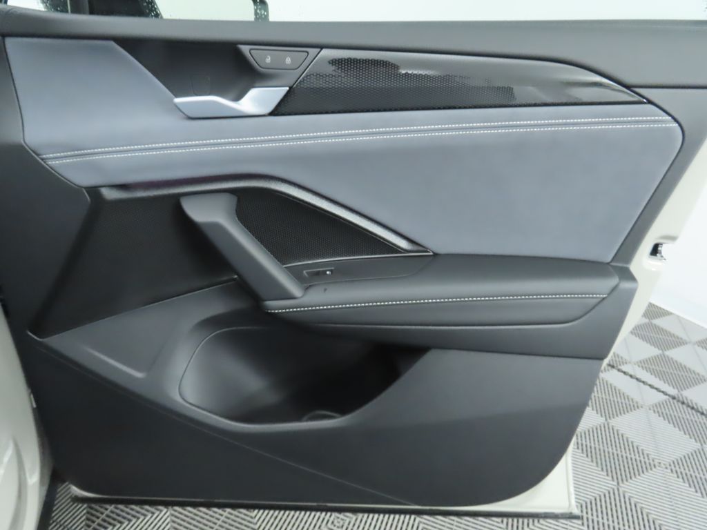 Thumbnail: 2026 Volkswagen Tiguan - 25