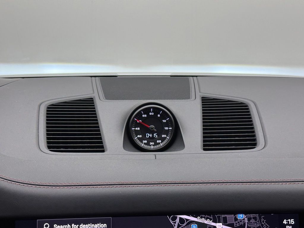 Thumbnail: 2023 Porsche Cayenne - 19