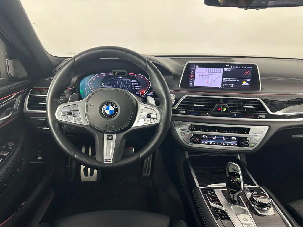 Thumbnail: 2022 BMW 7 Series - 28