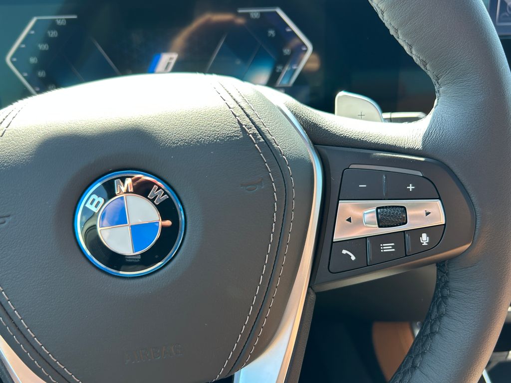 Thumbnail: 2026 BMW X5 - 20