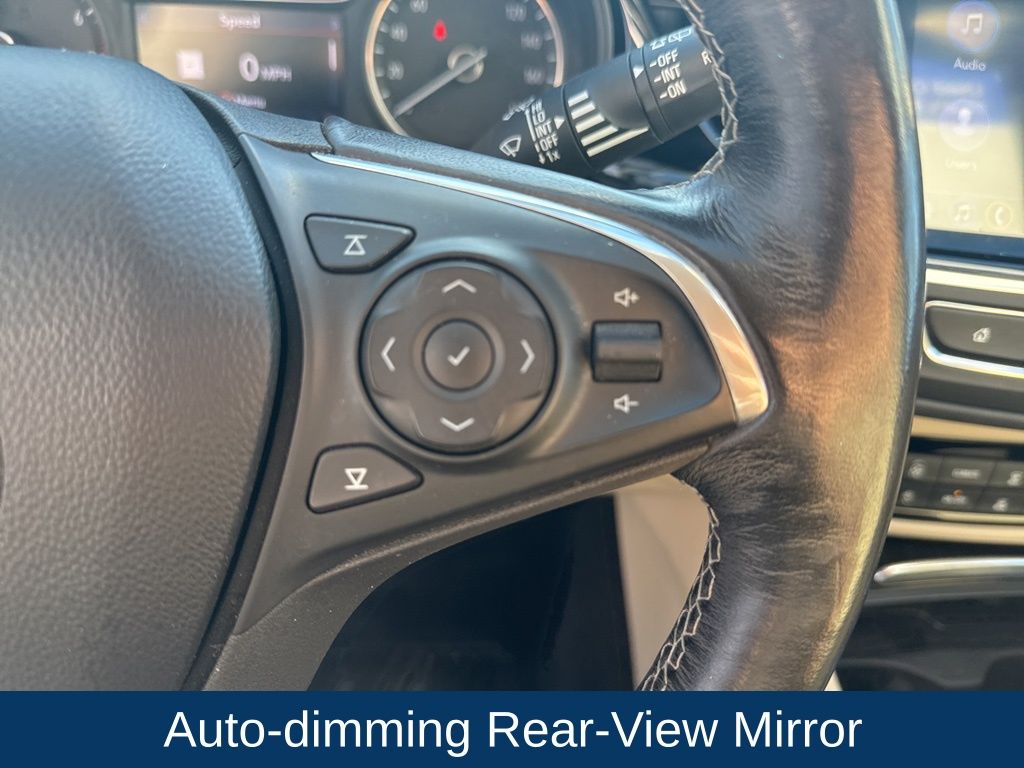 2019 Buick Regal TourX AWD Essence