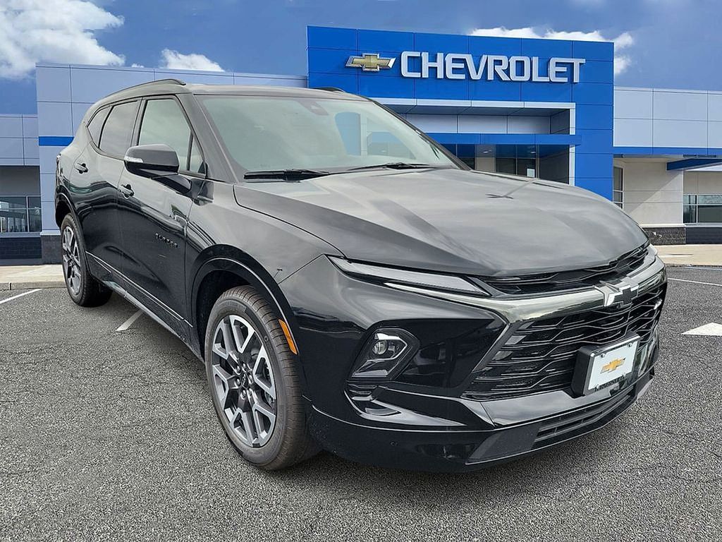 Thumbnail: 2025 Chevrolet Blazer - 2