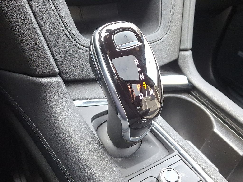 Thumbnail: 2025 Cadillac XT5 - 16