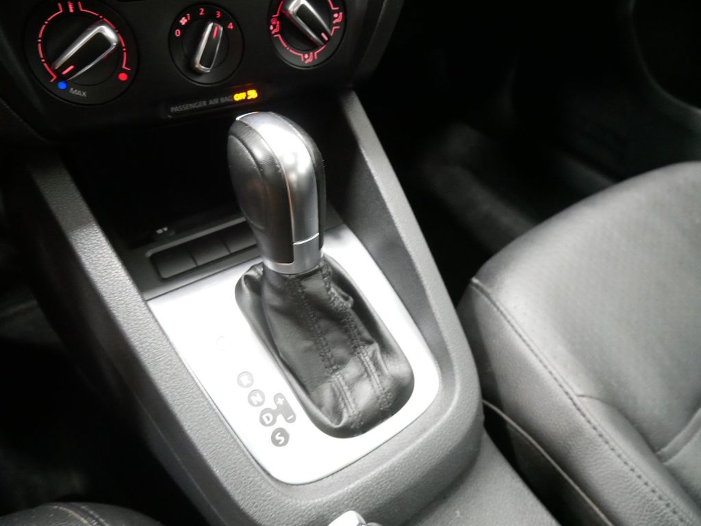 Used 2013 Volkswagen Jetta Sedan