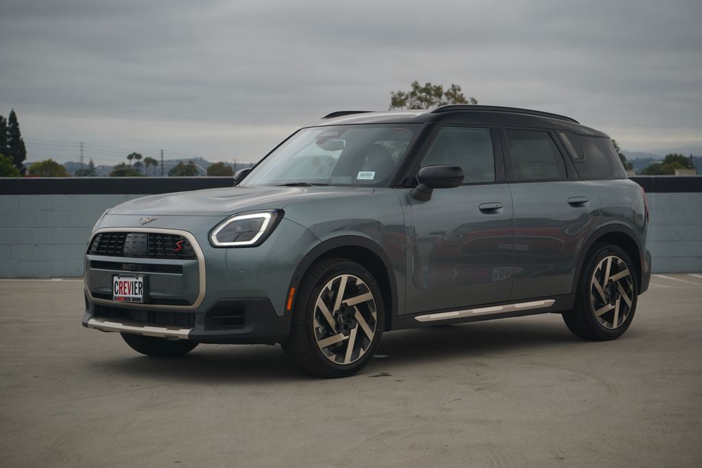 Thumbnail: 2027 MINI Cooper Countryman - 1