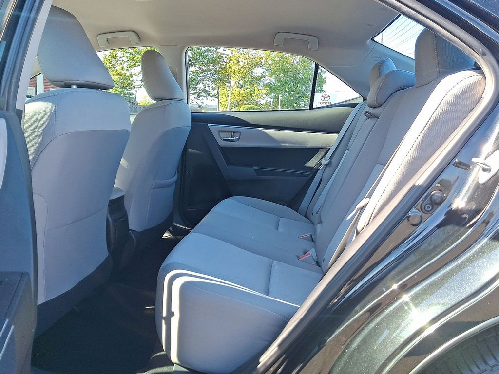 Thumbnail: 2016 Toyota Corolla - 10