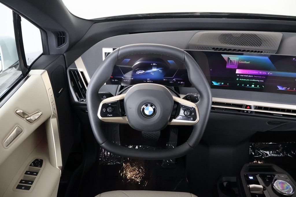 Thumbnail: 2026 BMW iX - 3