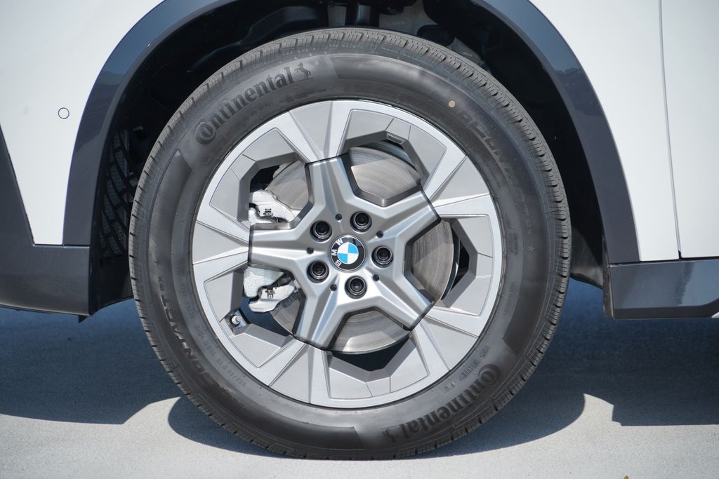 Thumbnail: 2026 BMW X1 - 5