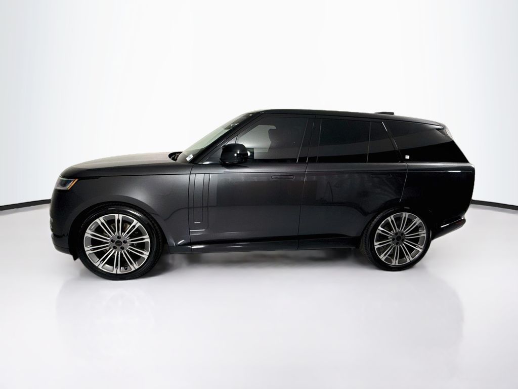 Thumbnail: 2026 Land Rover Range Rover - 8