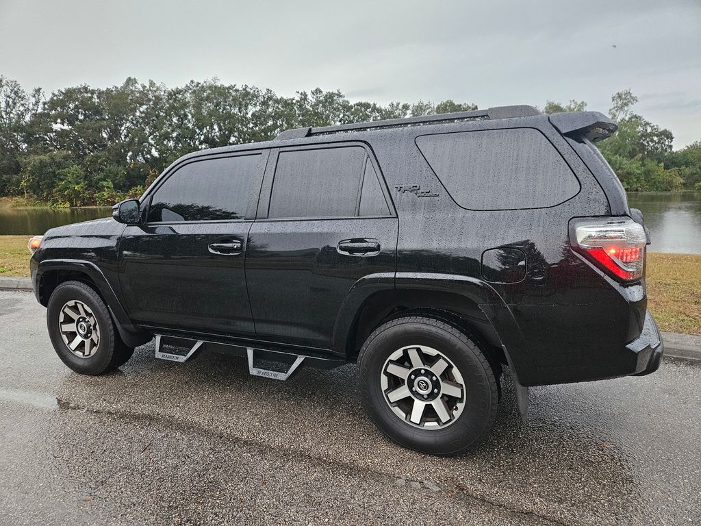 2021 Toyota 4Runner TRD Off Road 3