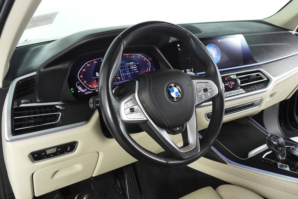 Thumbnail: 2021 BMW X7 - 30